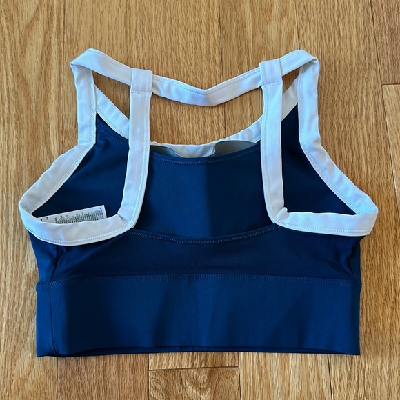 Nike Long-Line Bra - Picture 2 of 2